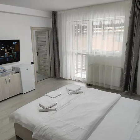 فندق Max Night Dreams 3*