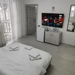 Max Night Dreams 3* Bucharest