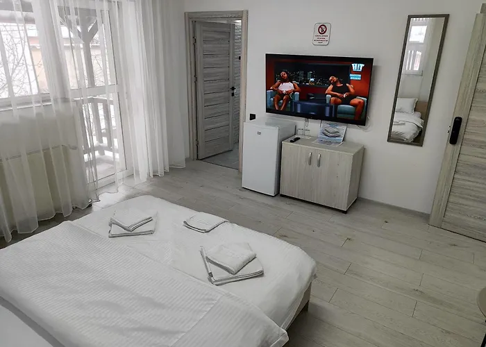 Max Night Dreams 3* Bukareszt
