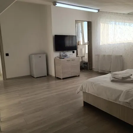 Max Night Dreams Bükreş