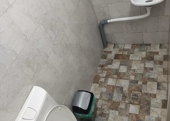 酒店 Max Night Dreams 布加勒斯特