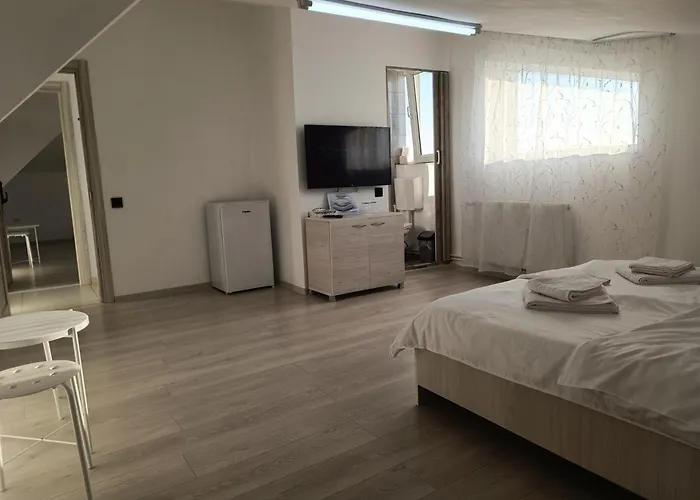 Max Night Dreams Bukarest