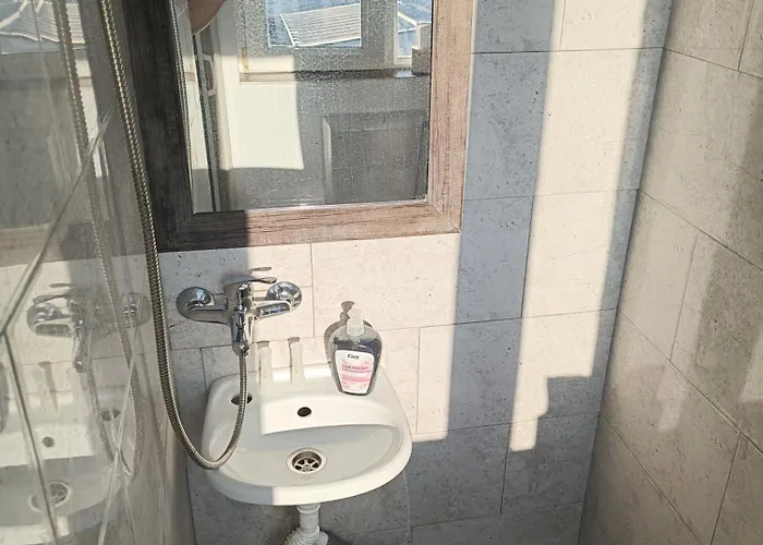 Max Night Dreams 3* Bukarest