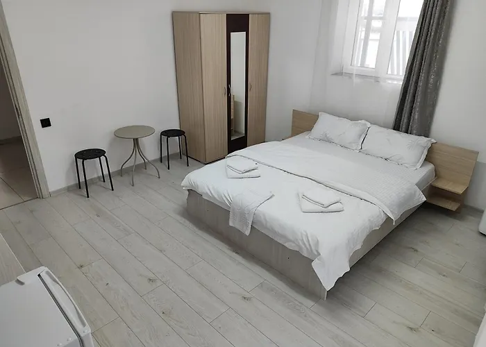 酒店 Max Night Dreams